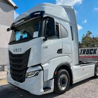 NUOVO 2023, IVECO HI-WAY 490, Full Pneu, Clima ecc