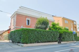 TRILOCALE A REDDITO IN ZONA CENTRALE