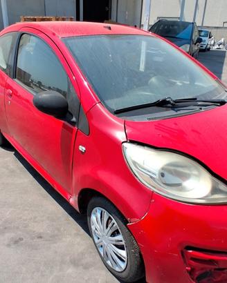 Peugeot 107 2011 1.0 Benzina 1KR PER RICAMBI