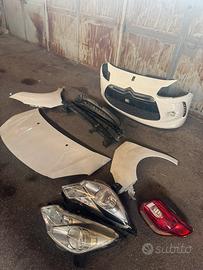 Musata anteriore Citroen DS3 anno 2012