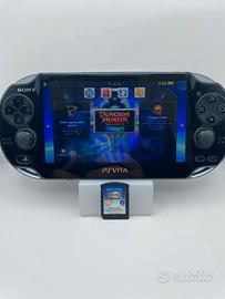 PS Vita 1004 OLED+Dungeon Hunter+Accessori
