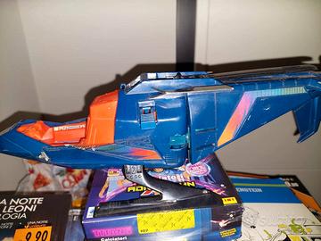 mask switchblade loose