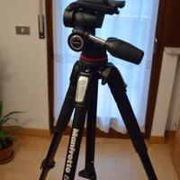 Treppiede Manfrotto 190X3 con Testa MH804-3W