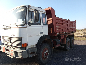 Iveco 330.30
