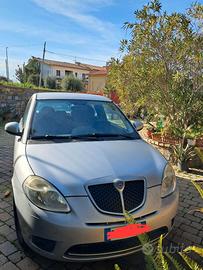 Lancia y 2009