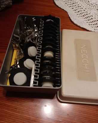 Macchina per cucire Necchi 575E