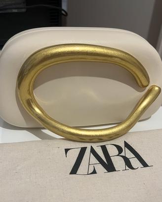 Pochette rotonda retrò Zara