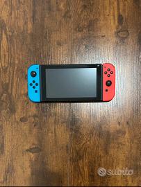 Nintendo Switch + microSD 64GB