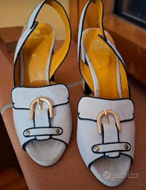 Scarpe modello sandalo nuovo 