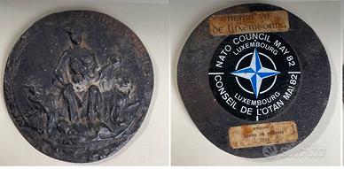 Sigillo commemorativo del concilio della NATO