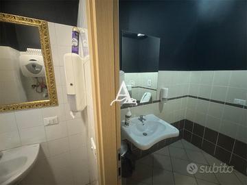 TecnoAzienda - Bar Bistrot Giornaliero Con