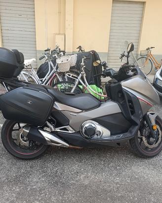 Honda Integra 750 S