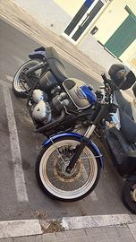 TRIUMPH T100