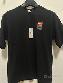 T-shirt patta X Nike