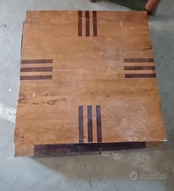 tavolino in legno massiccio 