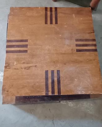 tavolino in legno massiccio 