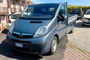 Opel Vivaro Renault trafic