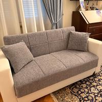 Divano 2 posti con cuscini nuovo