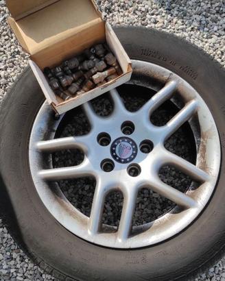 cerchi 5 fori con gomme
