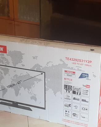 Smart Tv Telefunken 43" display rotto