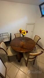 Tavolo in legno antico