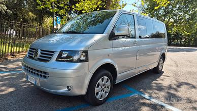 Volkswagen caravlle 2.5 TDI/174 PC-TM Kom.Duo