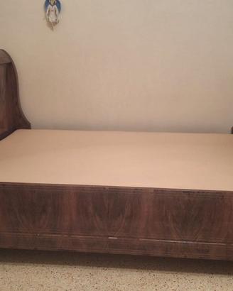 Letto a barca stile impero