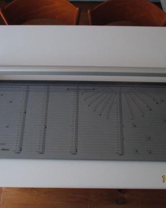 AVERY P880 Taglierina a lama rotante A1