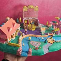 Polly Pocket Magical Movin' Pollyville 1996