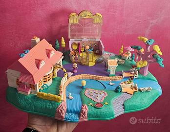Polly Pocket Magical Movin' Pollyville 1996