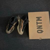 Yeezy QNTM Taglia 45 1/3