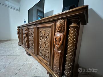 Mobile antico con porta tv tutto in legno