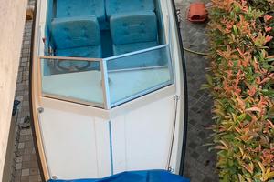 Barca + motore fuoribordo