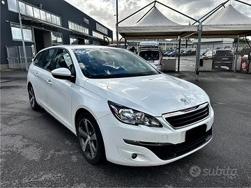 Peugeot 308 1.6 hdi 115cv