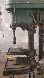 trapano a colonna 220/380v