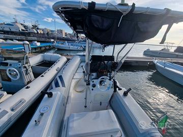 Gommone Stilmar Tohatsu 40cv Mega e Carrello