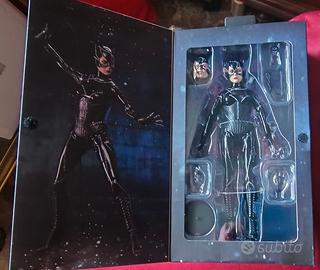NECA Batman Returns Catwoman Clothed Figura nuova