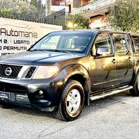Nissan Navara 2.5 dCi 190CV 4 porte Double Cab UNI