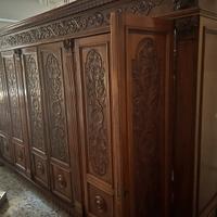 Armadio noce rinascimento fiorentino