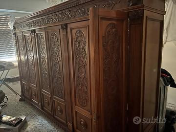 Armadio noce rinascimento fiorentino