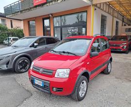 Fiat Panda 1.3 MJT 16V 4x4 Glam-neopatentati