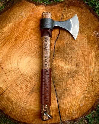 Ascia in stile vichingo