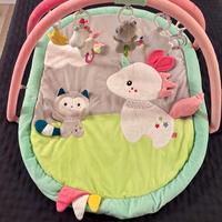 Palestrina Fehn neonato con archetti e giochi