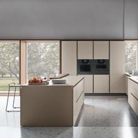 Cucina con Doppia Colonna su progetto L. 3900mm