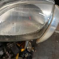 FARO ANTERIORE COMPLETO DI FRECCIA BIANCA FIAT SEI