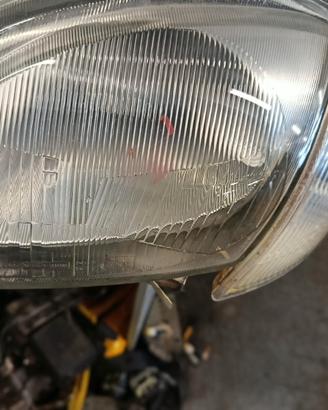 FARO ANTERIORE COMPLETO DI FRECCIA BIANCA FIAT SEI