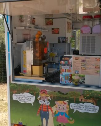 Chiosco fruitbar su ruote