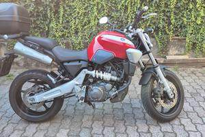 mt 07 doppio akra 