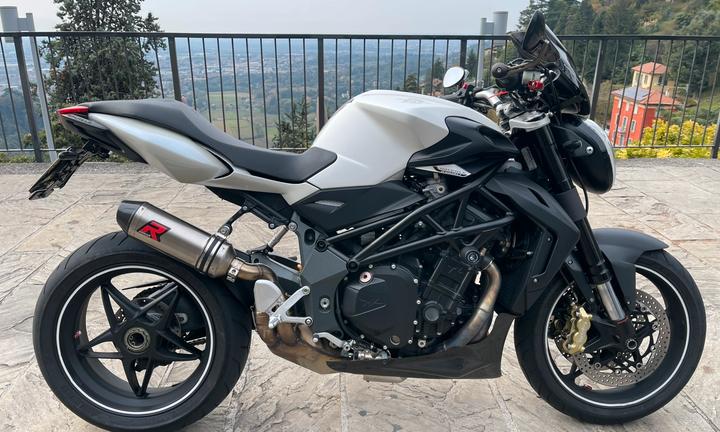 MV Agusta Brutale 920