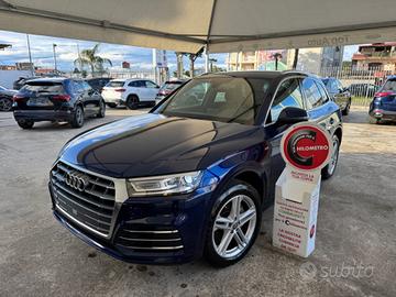 AUDI Q5 40 TDI QUATTRO S TRONIC S LINE EDITION - M
